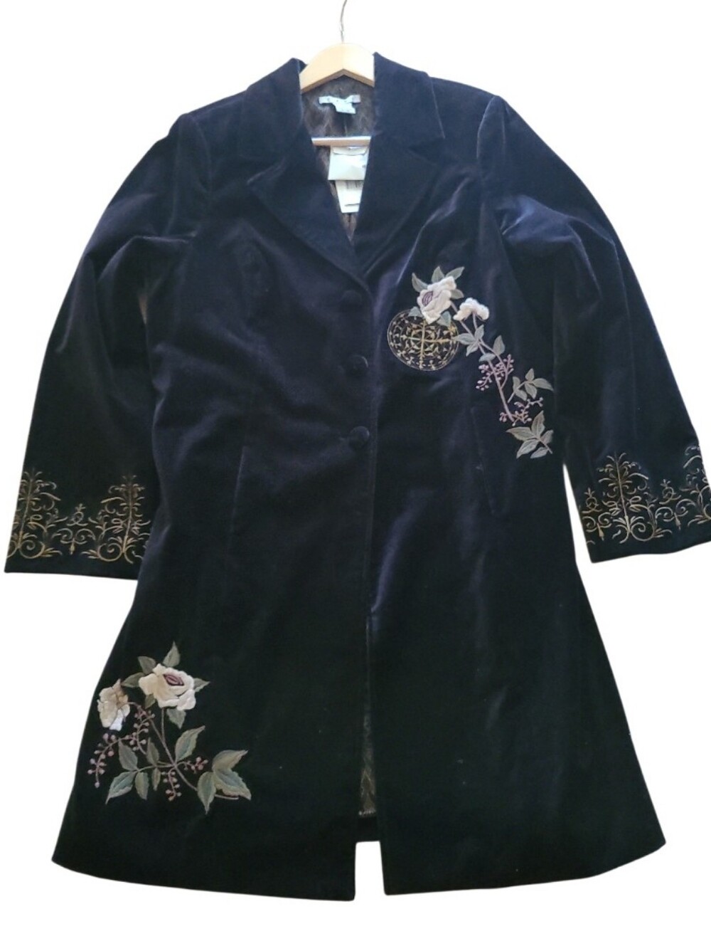 NWT Vintage CAbi Antoinette Velvet Floral Embroidered Longline coat Black Whimsy - Picture 16 of 17